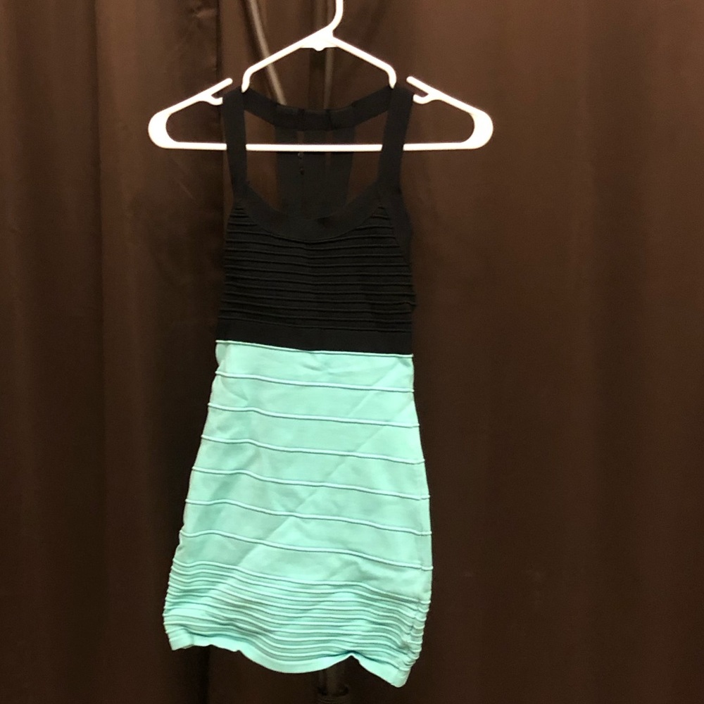 Mini body con dress